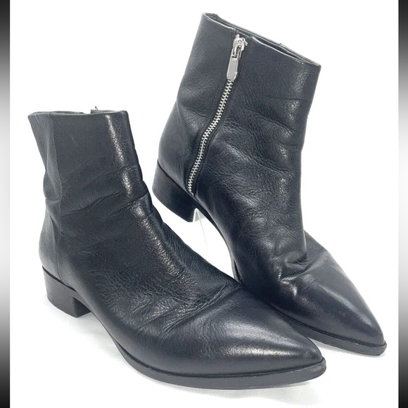 & Other Stories Shoes - Women & other stories pointed boots size 41 Vibram